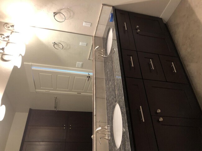 Foto del edificio - 2467 Bramasole Dr Way