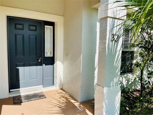 Building Photo - 32 Porter Ln