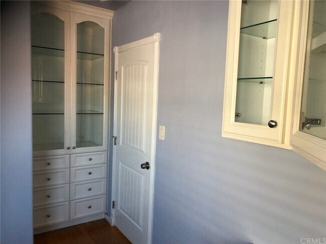 Foto del edificio - 417 Harding Ave