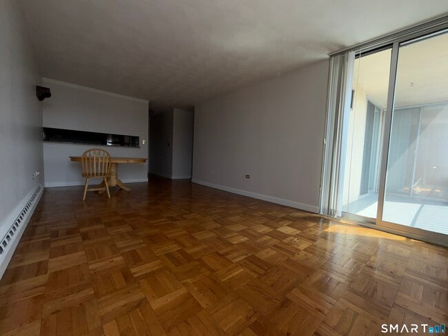 Photo - 87 Glenbrook Rd (Stamford, CT) Apartment