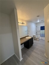 Building Photo - 640 Northern Lights Dr