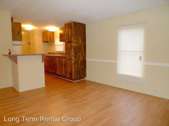 Building Photo - 3 br, 2 bath House - 18034 Airport Road