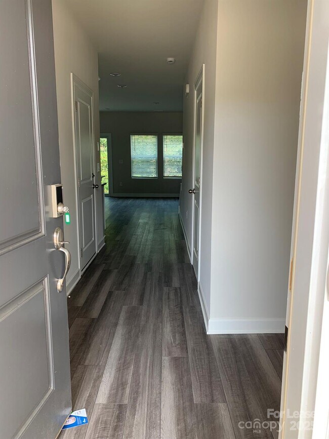 Foto del edificio - 2316 Belterra Dr
