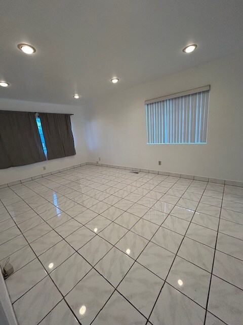 Foto del edificio - 4911 San Rafael Ave