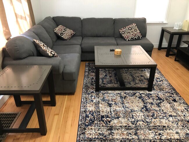 Building Photo - 263 S 1000 E st