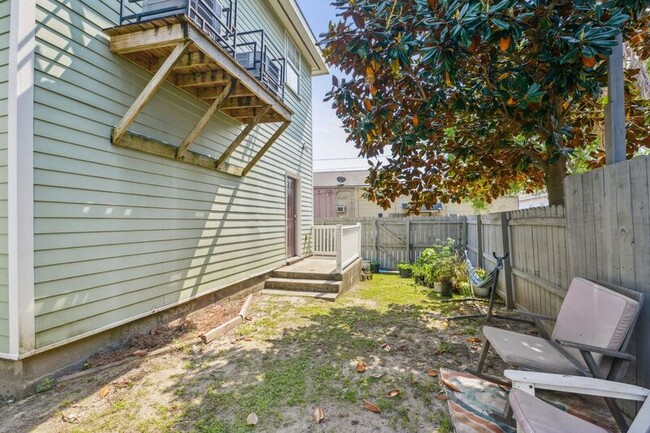 Building Photo - 401 N Tonti St