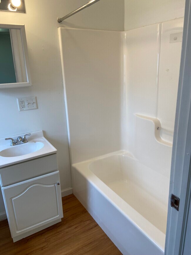 Photo - 11 LLC-110 Sailly Avenue Apartment