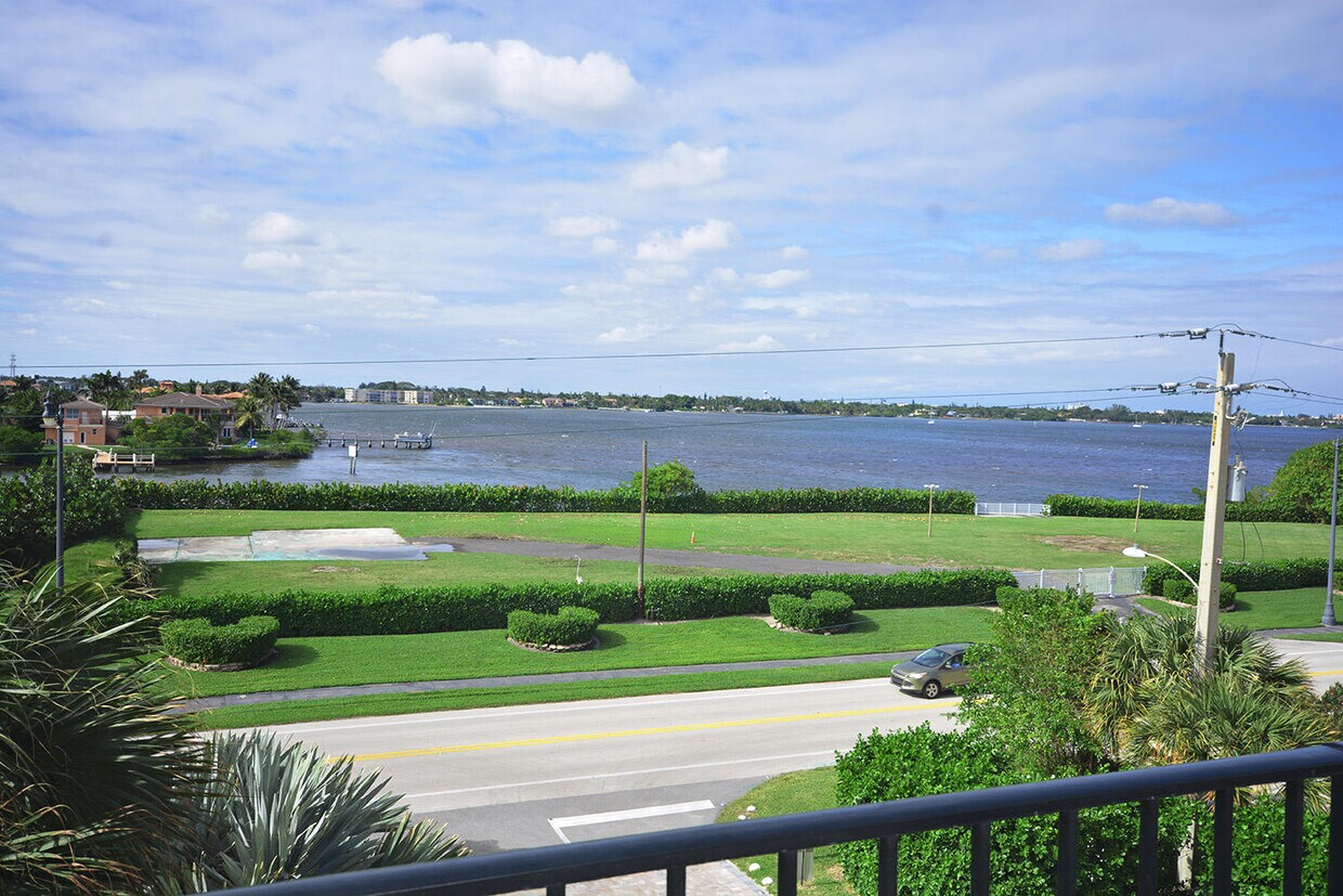 3460 S Ocean Blvd Unit 3100, Palm Beach, FL 33480 Condo for Rent in Palm Beach, FL