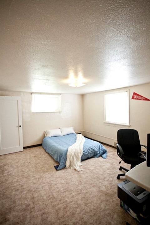 #B-230Daniel - BR1 - 230 SE Daniel St