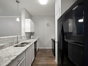 Building Photo - 5000 Culbreath Key Way