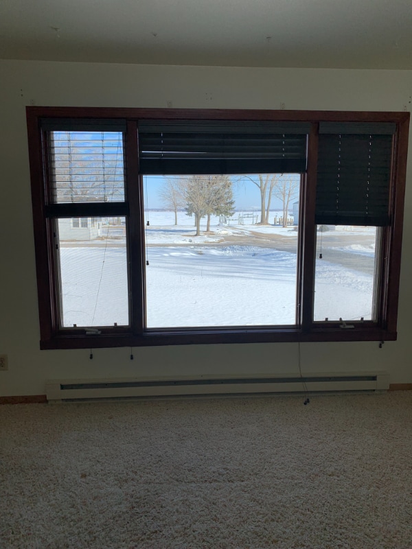 Building Photo - 2633 Shorehaven Ln