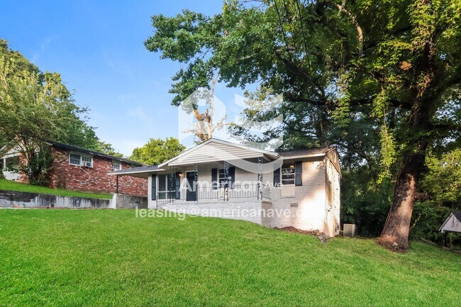 Foto del edificio - 5039 Wellborn Dr