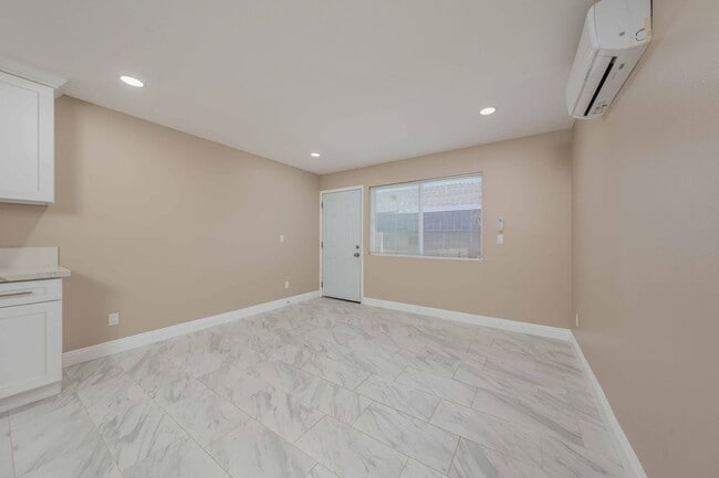 Photo - 12541 Fletcher Dr Apartment