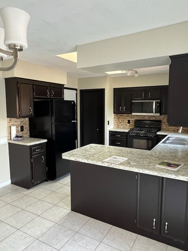 Foto del edificio - 17272 Fireside Ln
