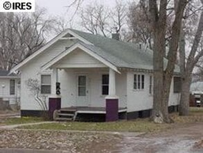 Building Photo - 2006 7th Ave