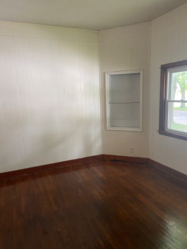 Building Photo - 456 W Fremont St