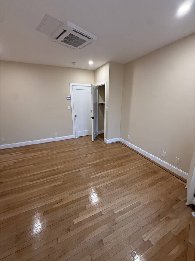 Foto del edificio - 8608 3rd Ave