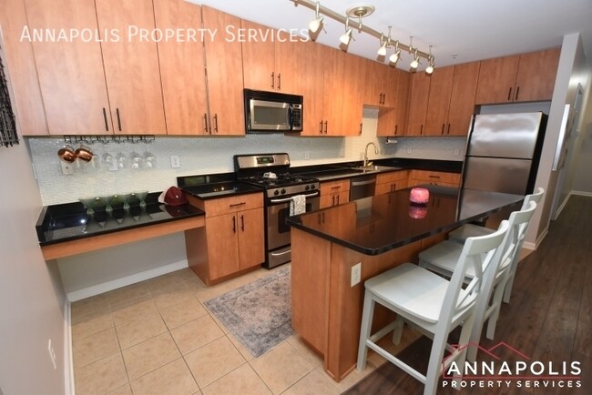 Building Photo - 1101 Primrose Ct