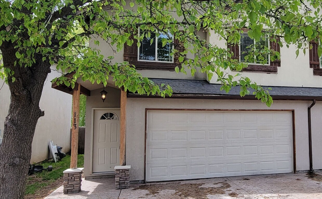 $500 Move in Special. Remodeled 3 bedroom - $500 Move in Special.  Remodeled 3 bedroom