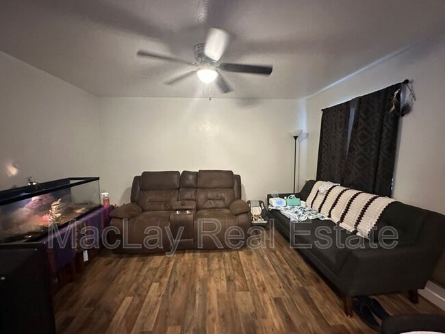 Building Photo - 2922 E Roeser Rd