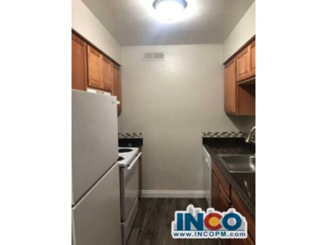 Foto del edificio - 1 bed 1 bath condo! Recently Remodeled!