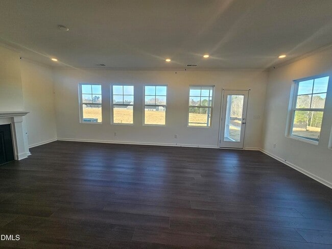 Foto del edificio - 945 Glowing Star Ln