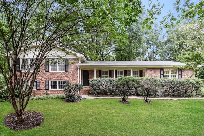 Photo - 2905 Piedmont Dr House