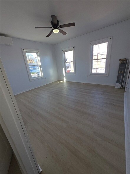 Foto del edificio - 850 County St