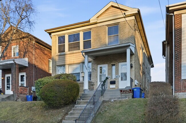 Foto del edificio - 2303 Sherbrook St