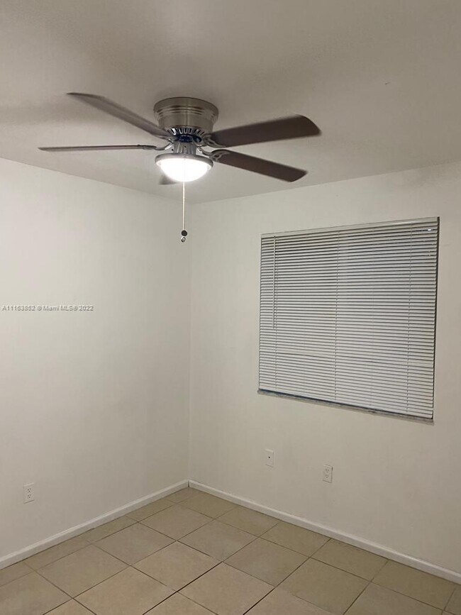 Foto del edificio - 13924 NE 2nd Ave