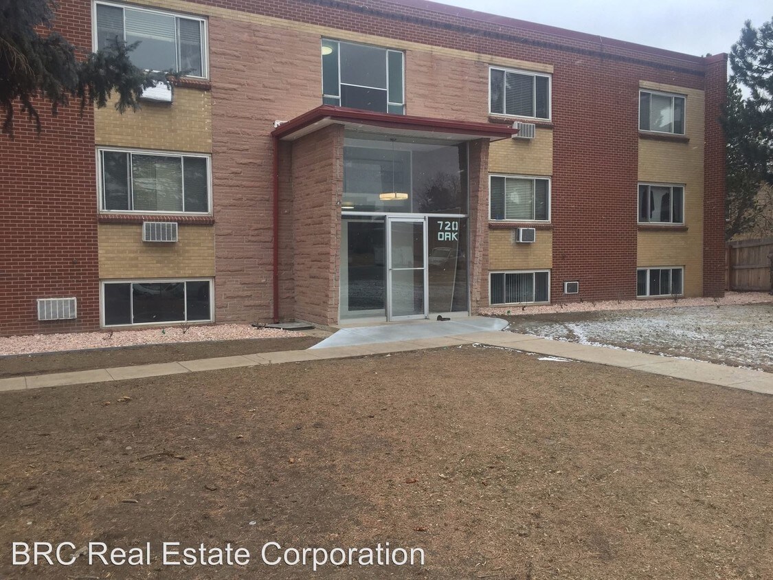 Building Photo - 2 br, 1 bath Apartment - 720 Oak Street
