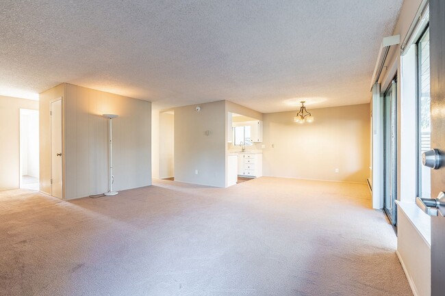 Building Photo - Market Street Apartments