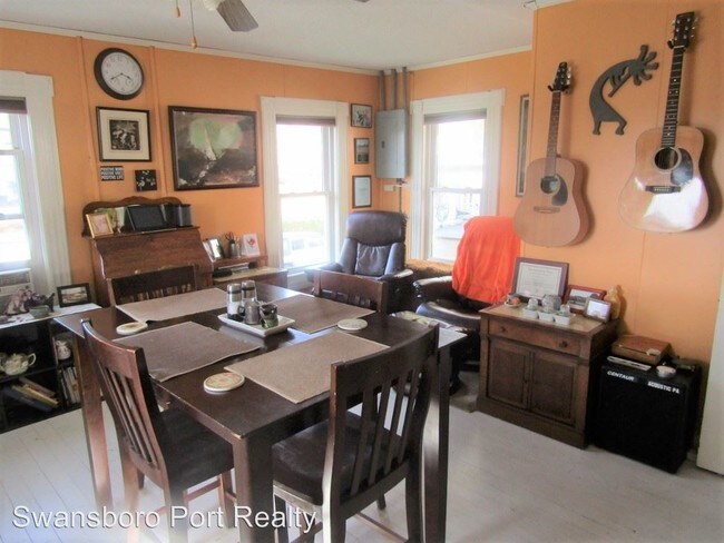 Foto del edificio - 1 br, 1 bath House - 135 Front Street