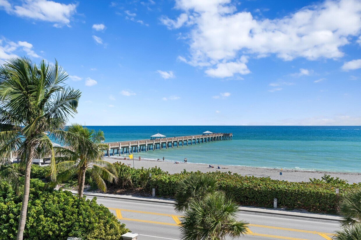 Primary Photo - 750 Ocean Royale Way