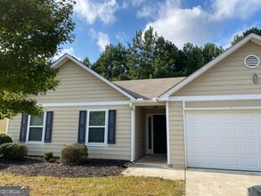 Building Photo - 701 Walnut Woods Dr