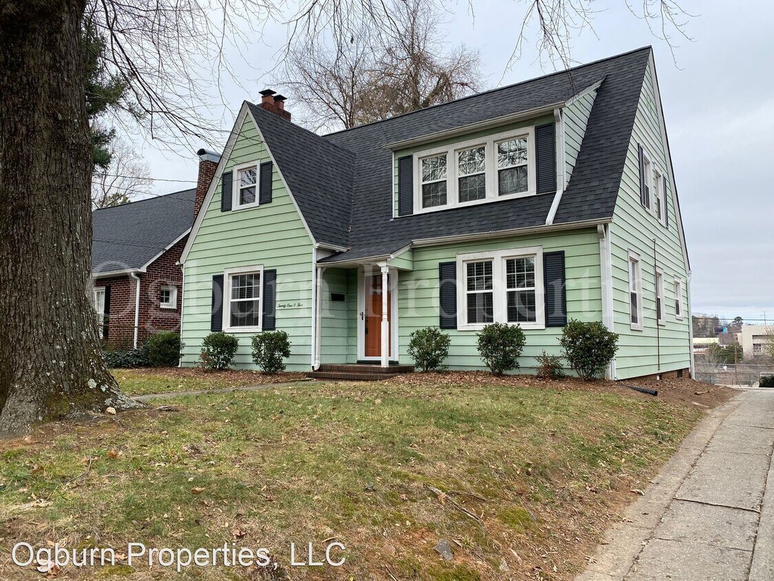 Primary Photo - 4 br, 2 bath House - 2105 QUEEN STREET