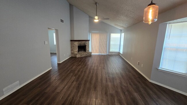 Building Photo - RIDGEOAK