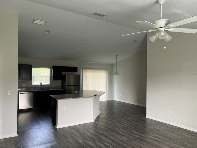 Building Photo - 336 Marion Oaks Golf Way