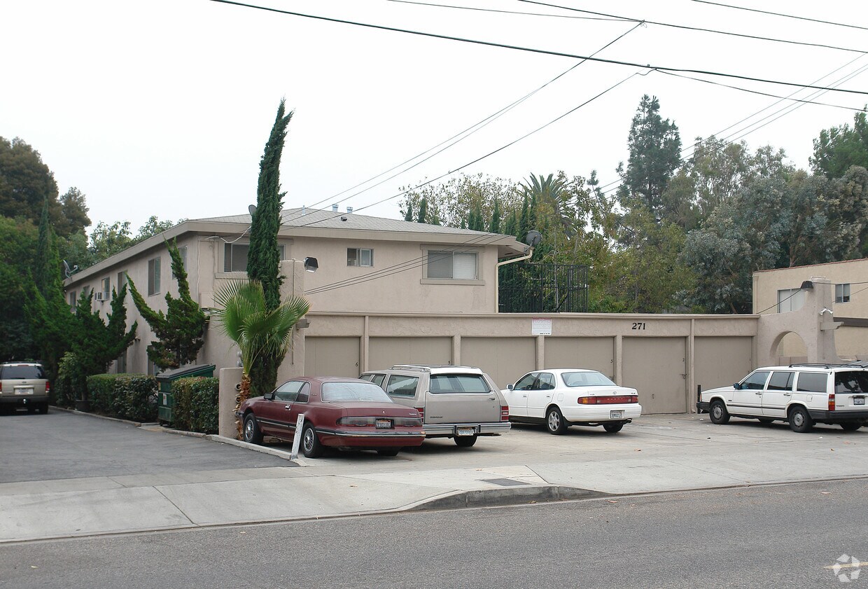 Primary Photo - 271-277 S Lemon St
