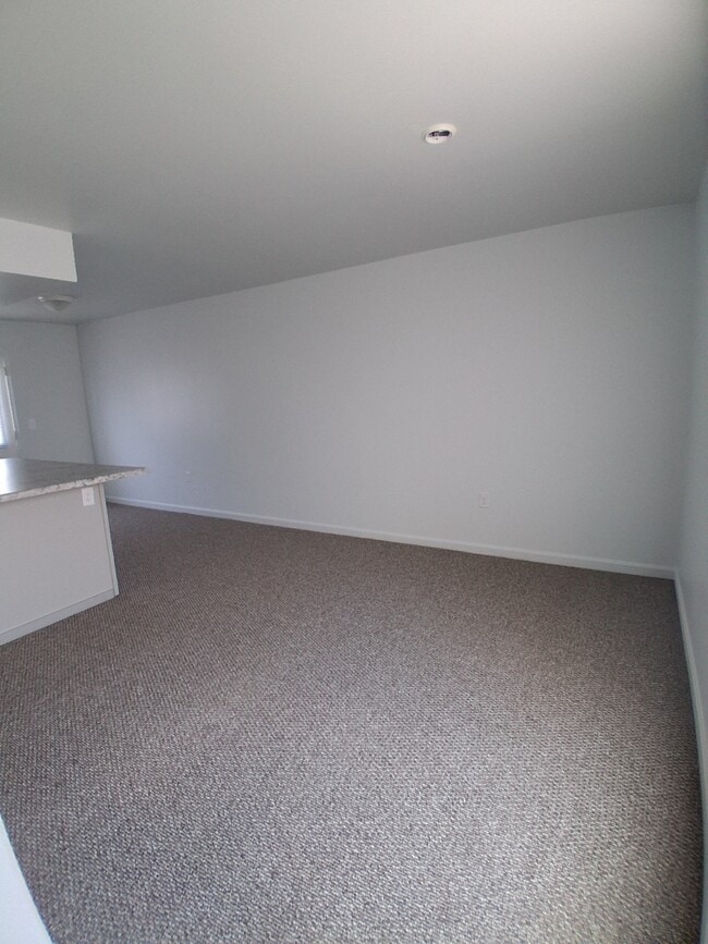 Living Room - Candlelight Apartments & Condos