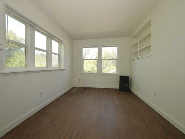 Foto del edificio - 8285 Clark St