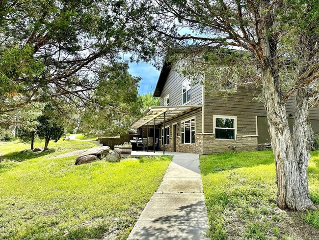 Building Photo - 783 MT-2