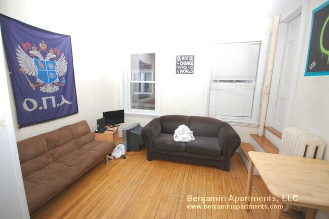 Foto del edificio - 322 Saint Paul St