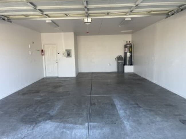 Foto del edificio - LAKE1335