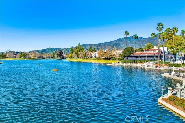 Foto del edificio - 181 Montana Del Lago Dr