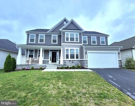 Building Photo - 110 Bentpath Ct