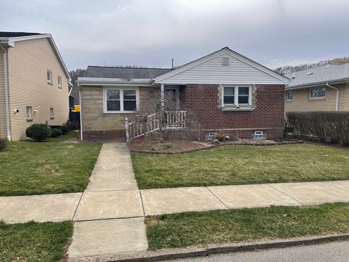 7 Vernon Ave, Wheeling, WV 26003 House Rental in Wheeling, WV