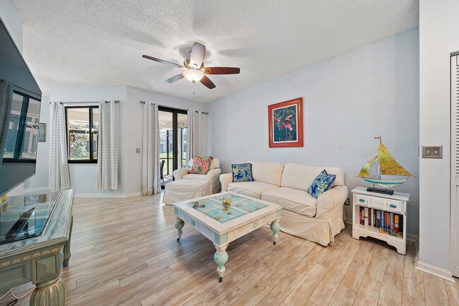 Building Photo - 401 Sea Oats Dr