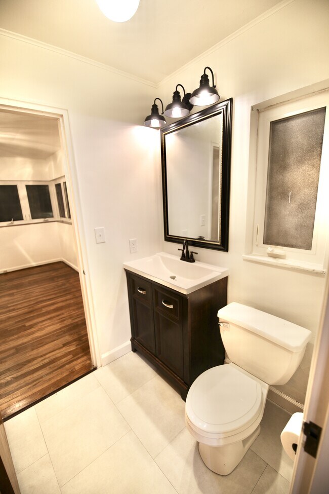 Foto del edificio - 3191 E Broad St