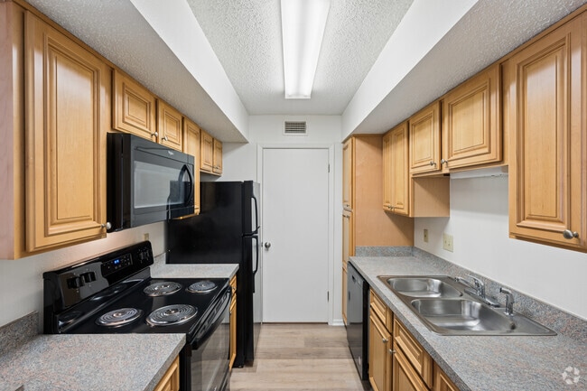 2 habitaciones, 2 baños - 1000 pies cuadrados - Cocina - Briarwood Meadows